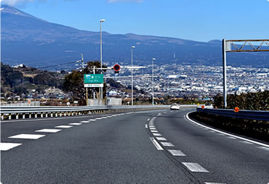 高速道路イメージ